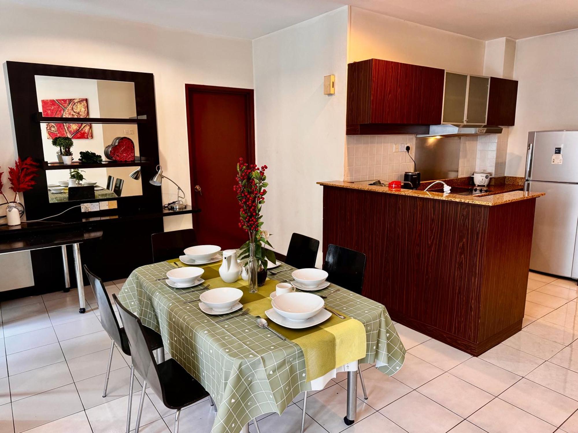 1211 Seri Bukit Ceylon Klcc 5 Minutes To Alor Street Pavilion Bukit Bintang 2r2b 8pax Pangsapuri Kuala Lumpur