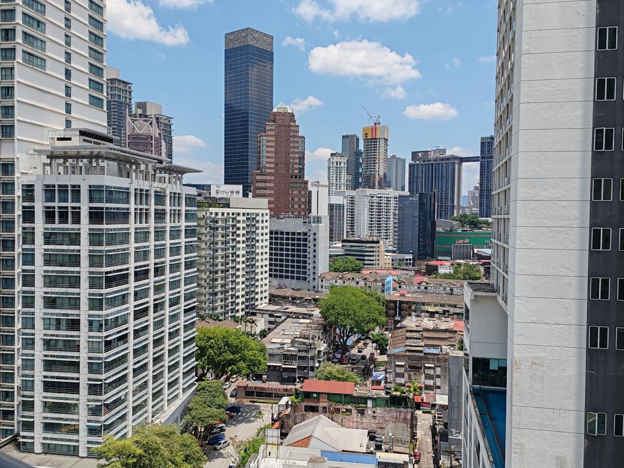 Pangsapuri 1211 Seri Bukit Ceylon Klcc 5 Minutes To Alor Street Pavilion Bukit Bintang 2r2b 8pax Kuala Lumpur